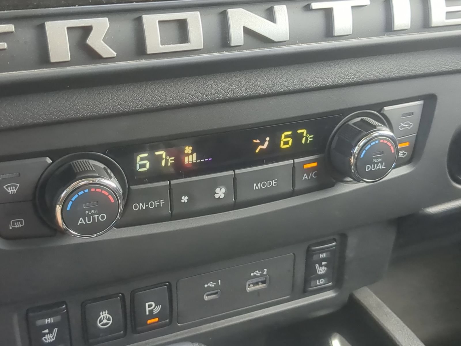 Used 2025 Nissan Frontier SL AWD/4WD image 24