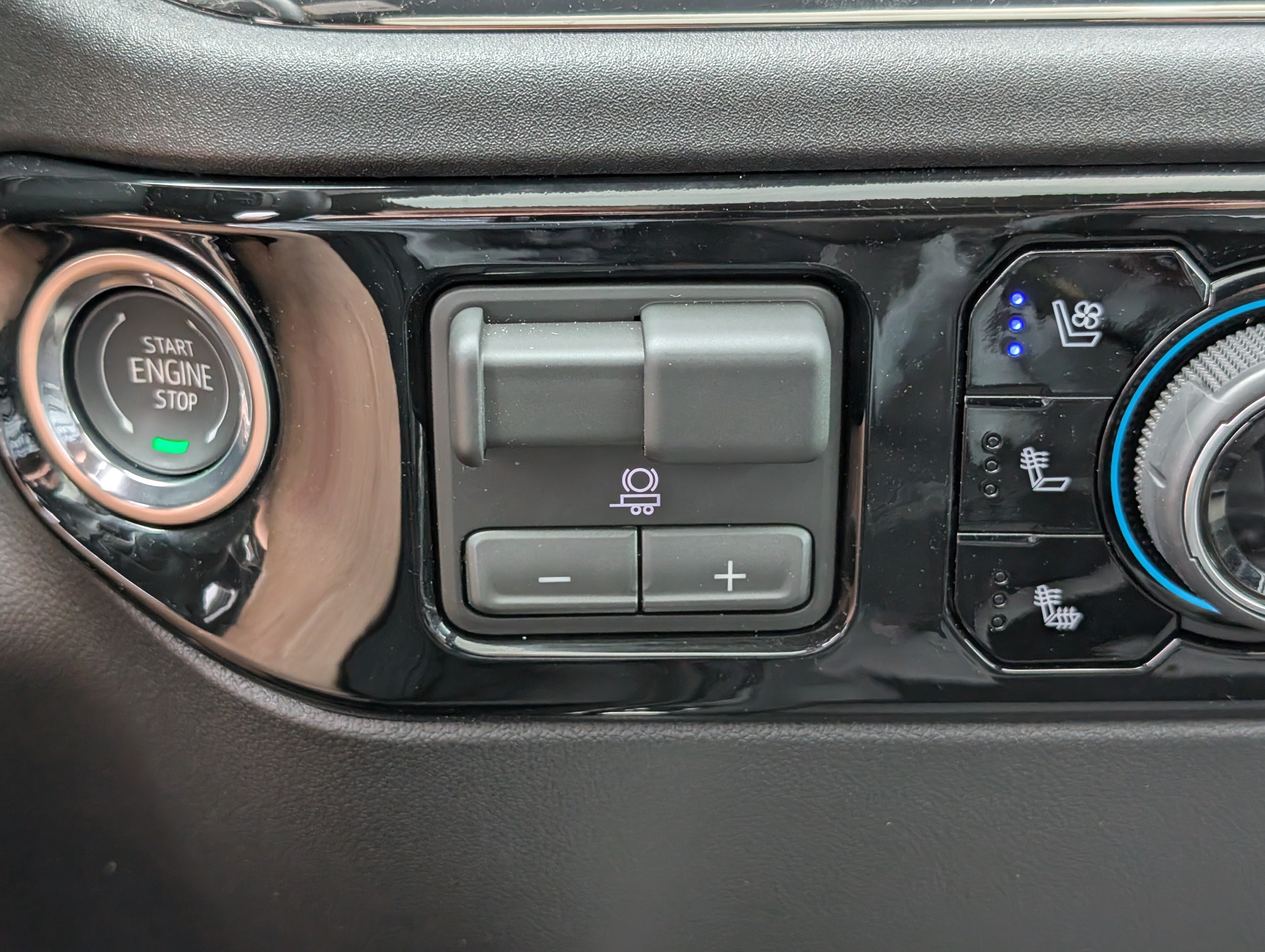 Used 2026 Chevrolet Silverado 2500 ZR2 AWD/4WD image 30