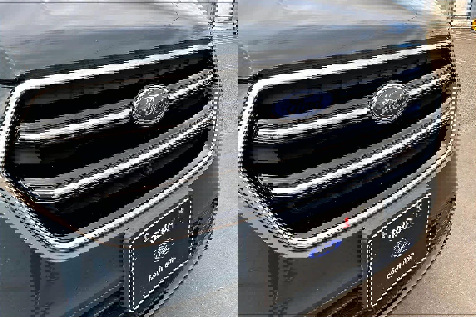 Certified 2019 Ford Escape SE image 31