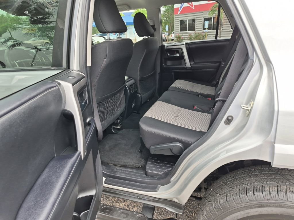 Used 2023 Toyota 4Runner SR5 AWD/4WD image 15