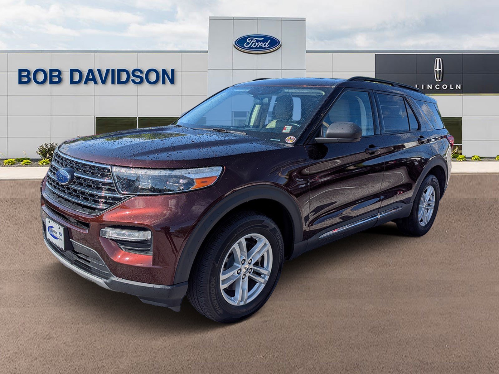 Certified 2020 Ford Explorer XLT w/ Equipment Group 202A