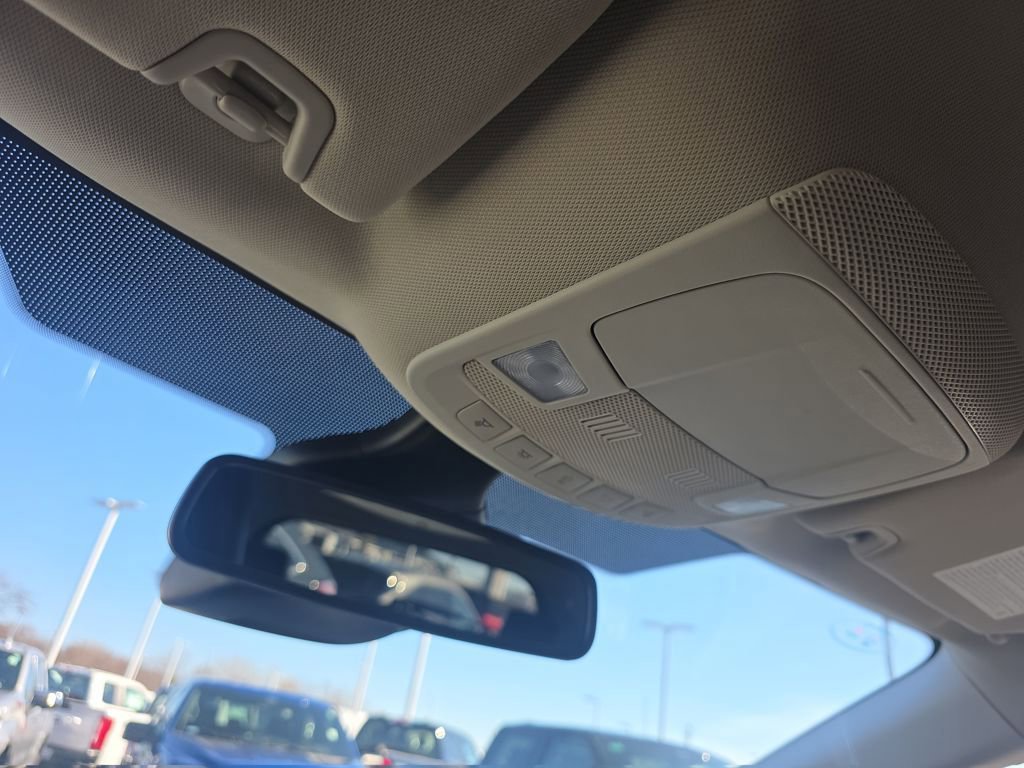 Certified 2024 Ford Edge Titanium image 31