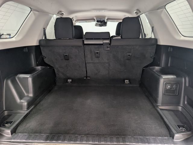 Used 2020 Toyota 4Runner TRD Off-Road image 31