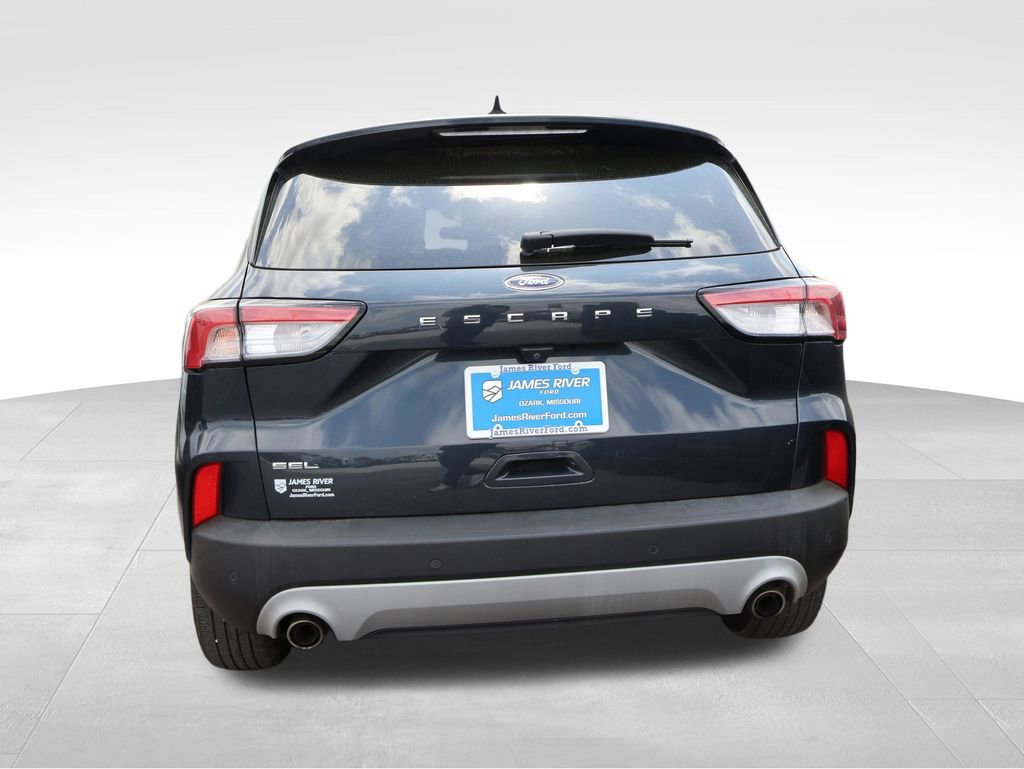 Certified 2022 Ford Escape SEL FWD image 10