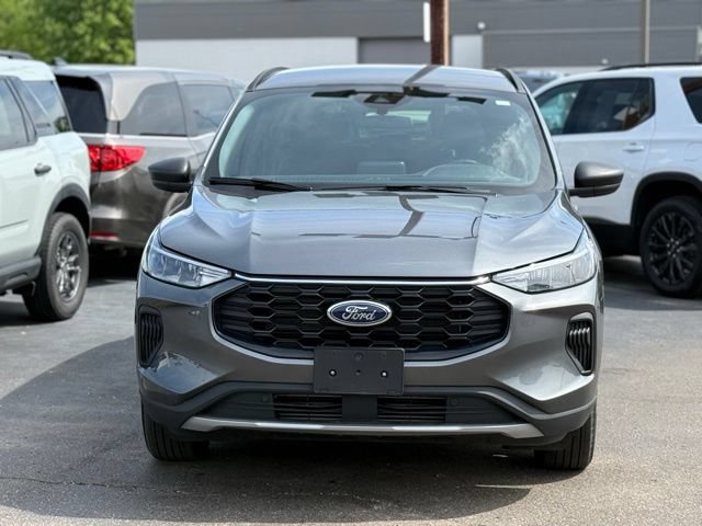 Certified 2025 Ford Escape ST-Line AWD/4WD image 39