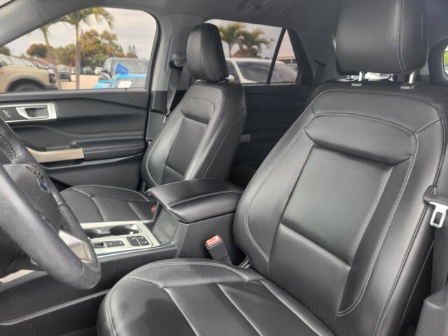 Certified 2022 Ford Explorer XLT w/ Equipment Group 202A image 19