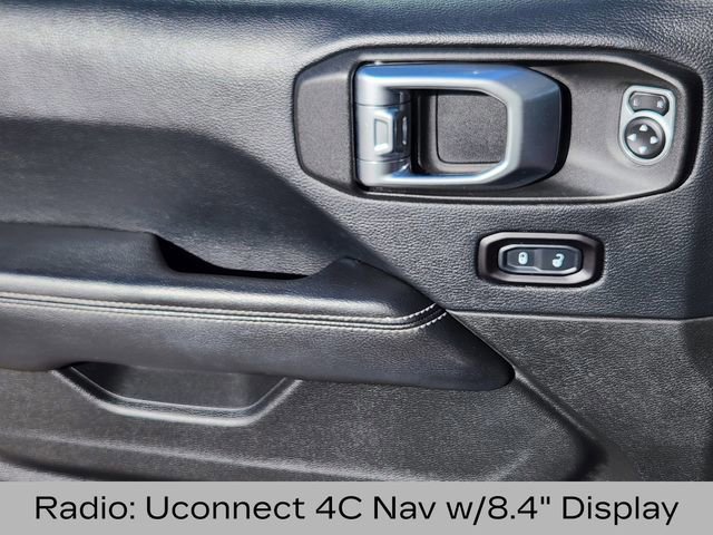 Used 2018 Jeep Wrangler Unlimited Sahara image 12