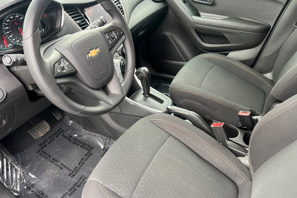 Used 2020 Chevrolet Trax LS w/ Tint and Cruise Package image 12