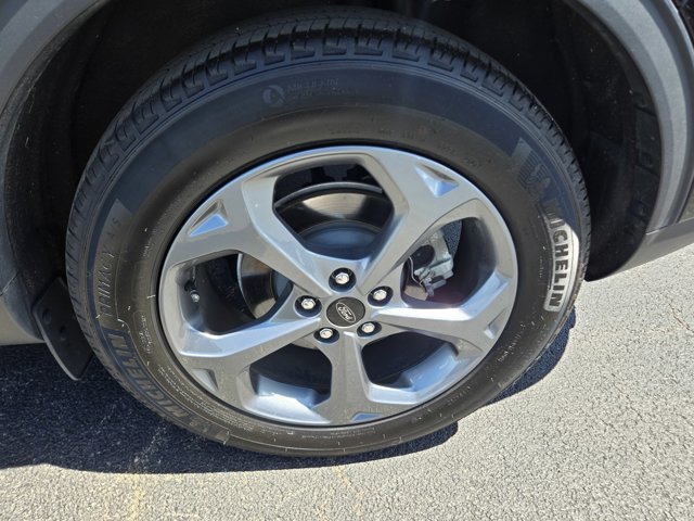 Certified 2025 Ford Escape ST-Line FWD image 42