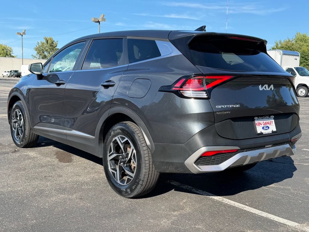 Used 2023 Kia Sportage LX AWD/4WD image 13