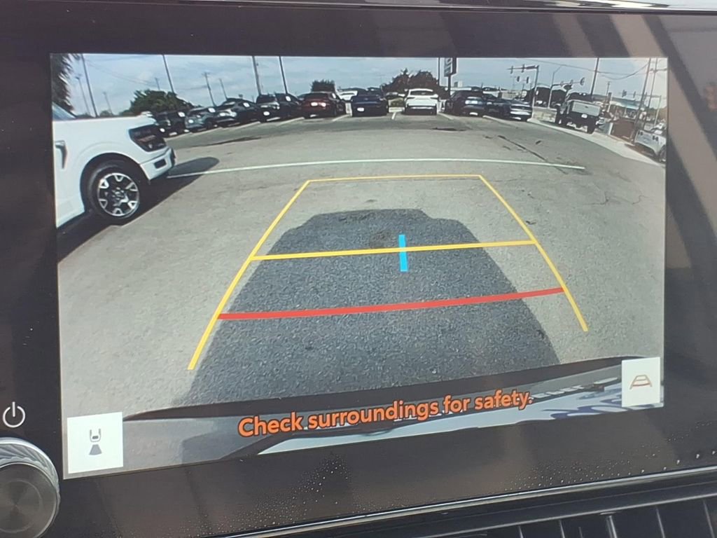 Used 2024 Toyota RAV4 XLE Premium FWD image 22