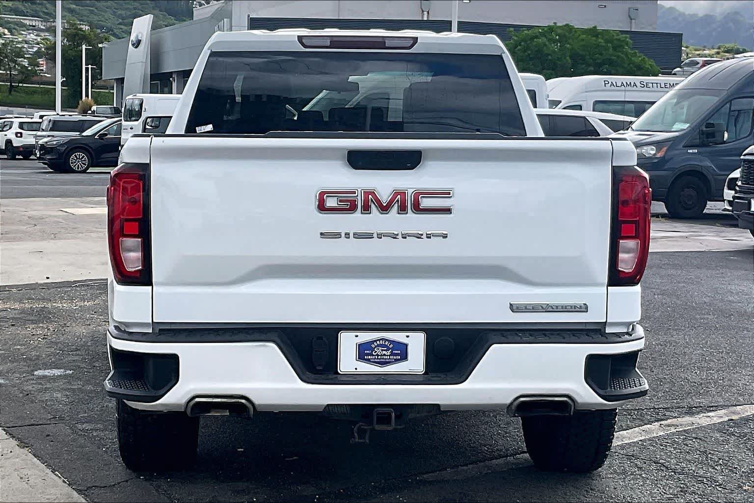 Used 2020 GMC Sierra 1500 Elevation w/ Elevation Convenience Package AWD/4WD image 5