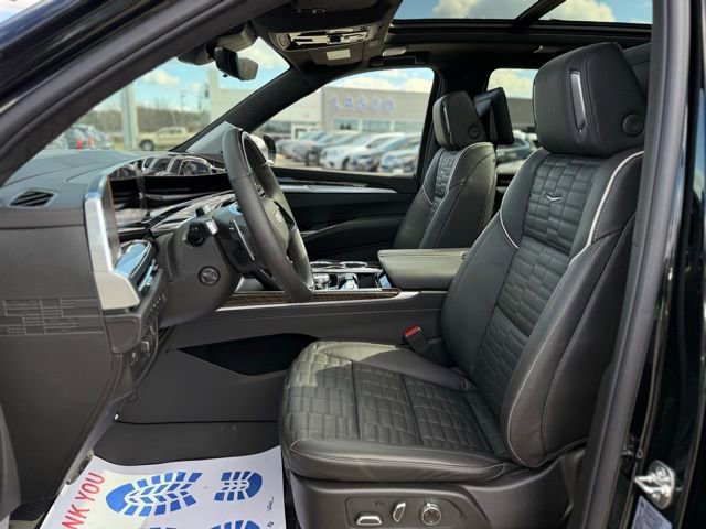 Used 2026 Cadillac Escalade Platinum Sport w/ LPO, Floor Liner Package image 26