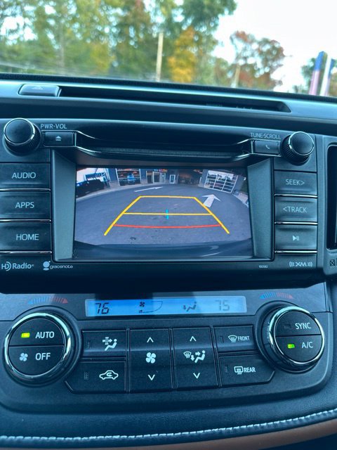 Used 2018 Toyota RAV4 SE w/ Power Extra Value Package AWD/4WD image 14