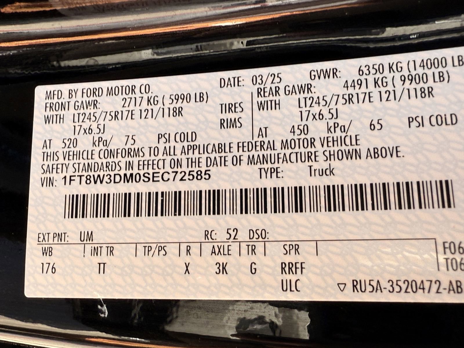 Certified 2025 Ford F350 Platinum w/ Platinum Plus Package image 31