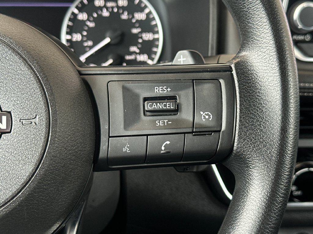 Used 2024 Nissan Rogue S FWD image 24