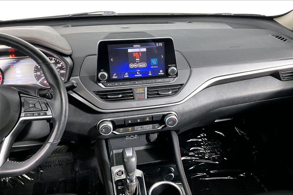 Used 2024 Nissan Altima 2.5 SR FWD image 6