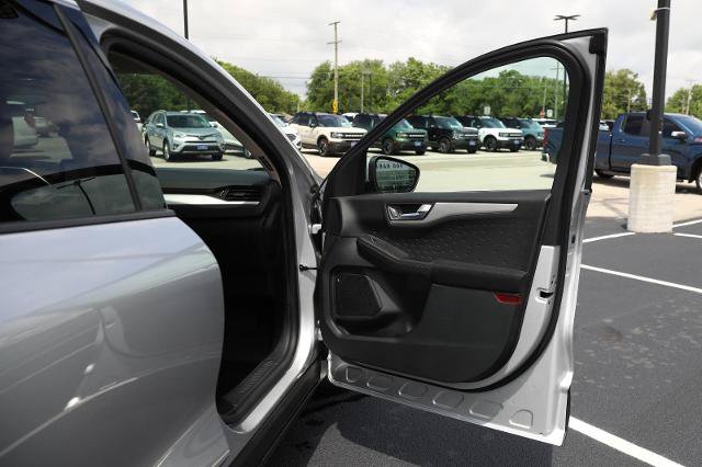 Certified 2020 Ford Escape SE FWD image 23