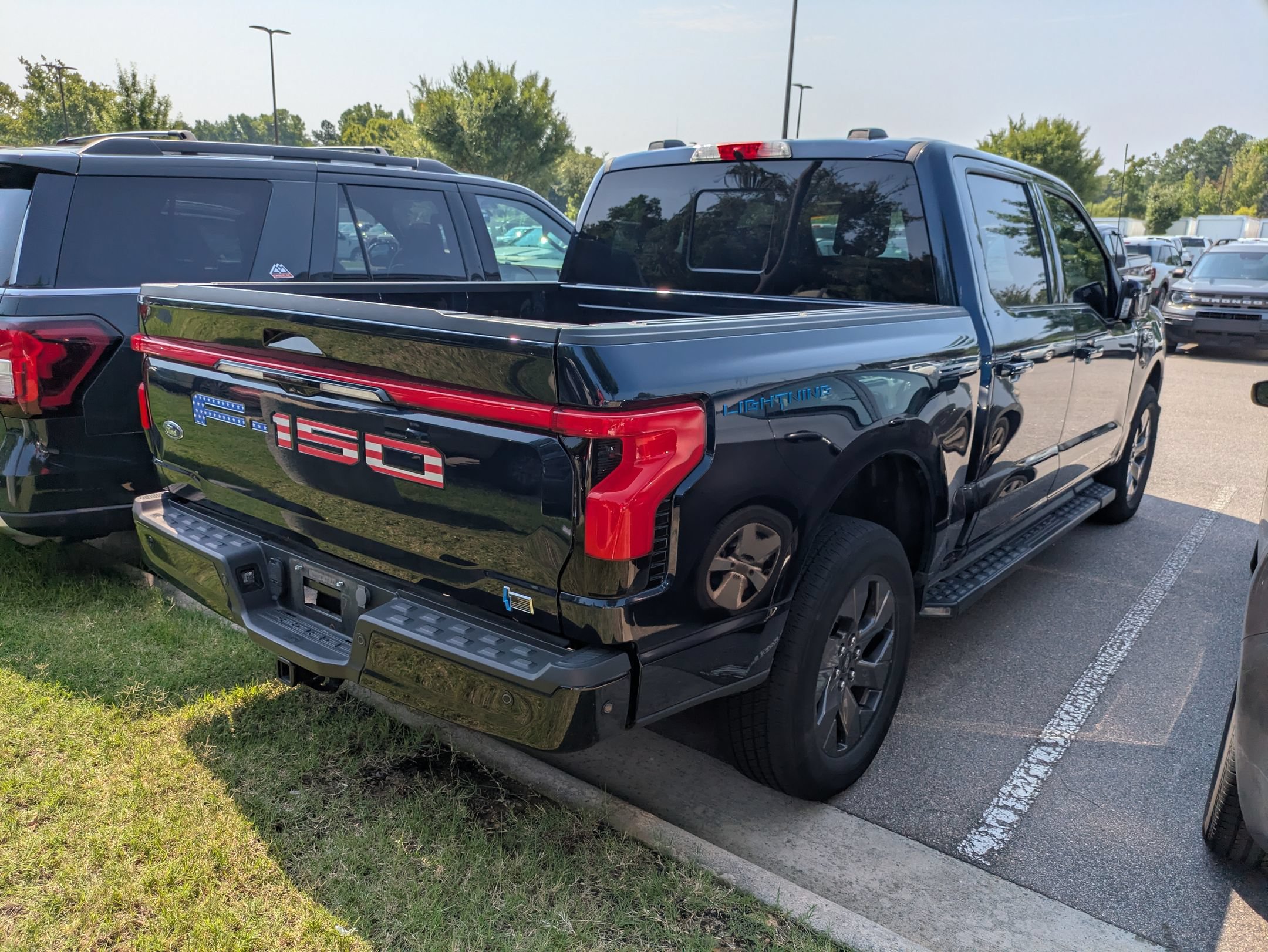Certified 2023 Ford F150 Lightning Lariat w/ Equipment Group 511A High AWD/4WD image 4