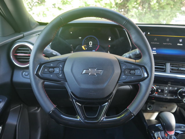 Used 2025 Chevrolet Trax RS w/ Driver Confidence Package FWD image 6