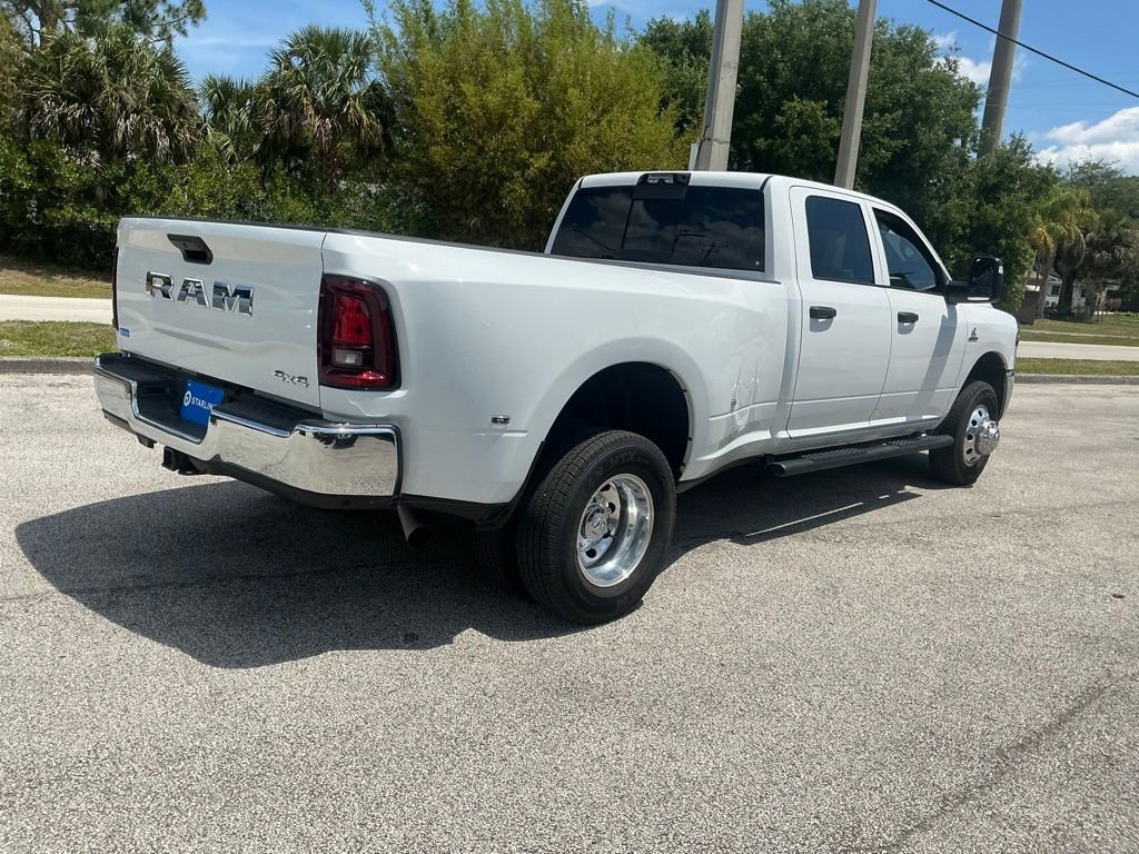 Used 2026 RAM 3500 Tradesman AWD/4WD image 8