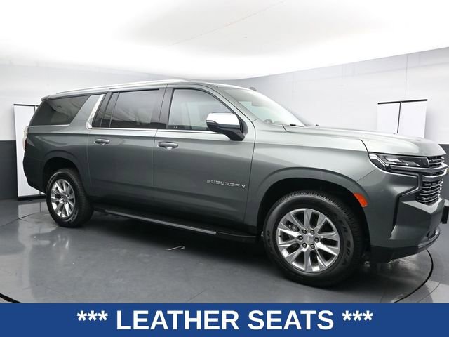 Used 2023 Chevrolet Suburban Premier AWD/4WD image 3