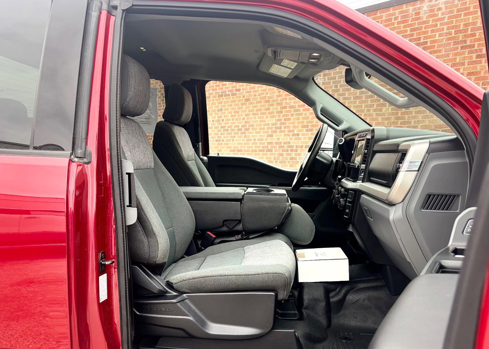 Certified 2024 Ford F350 XLT w/ XLT Value Package image 25