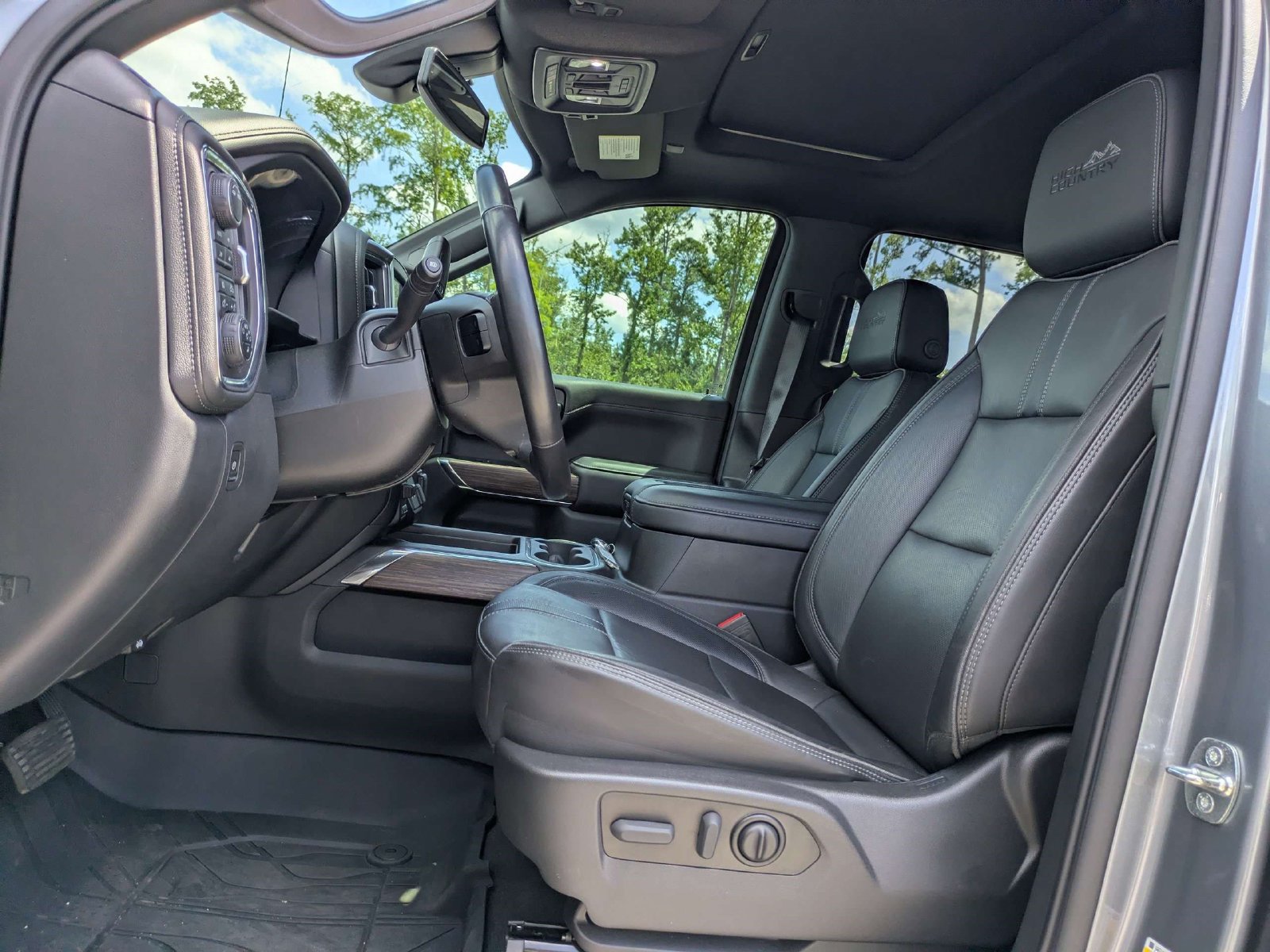 Used 2021 Chevrolet Silverado 1500 High Country AWD/4WD image 10