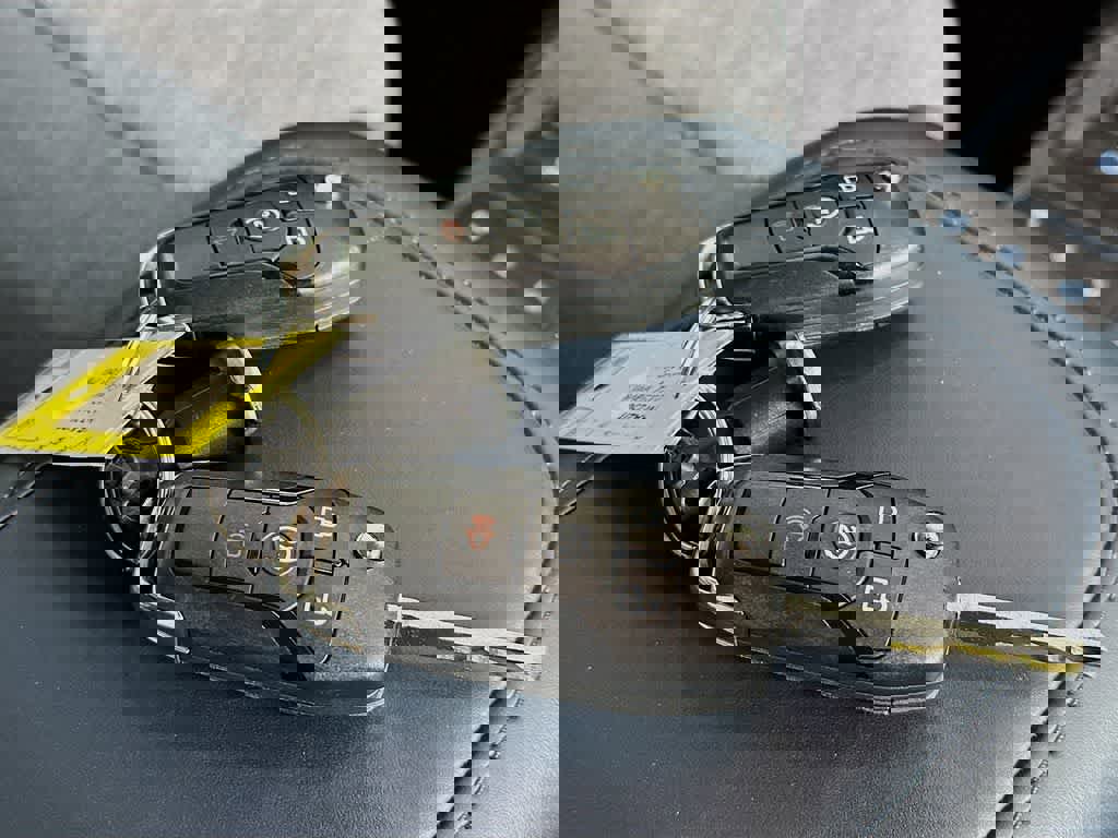 Certified 2022 Ford Maverick XLT w/ XLT Luxury Package image 24