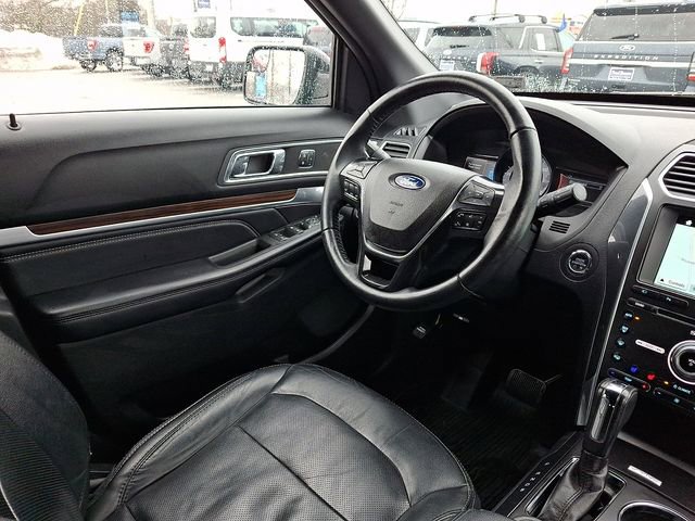 Certified 2017 Ford Explorer Limited image 14