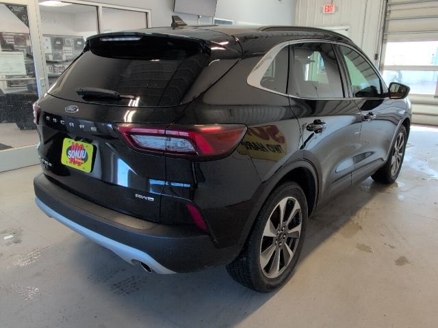 Certified 2023 Ford Escape Platinum AWD/4WD image 5