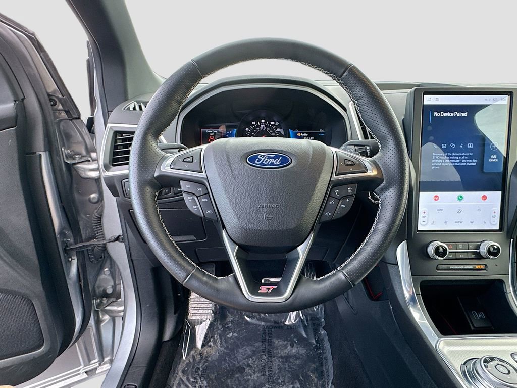 Certified 2022 Ford Edge ST image 10