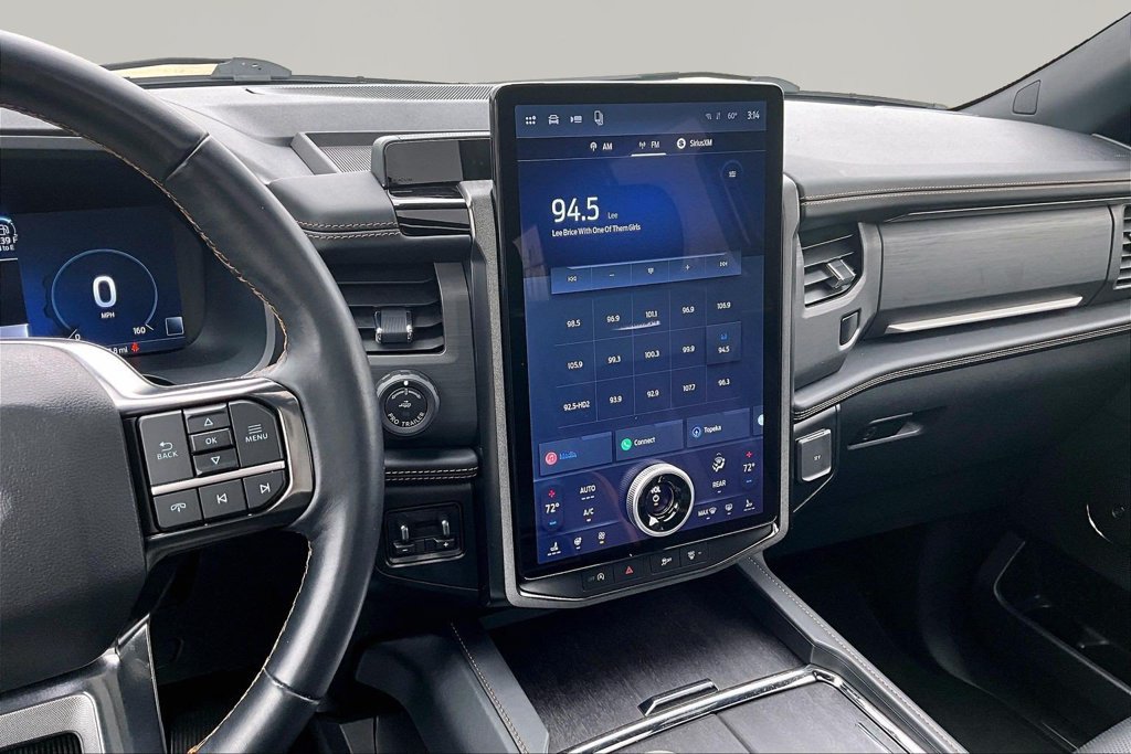 Certified 2024 Ford Expedition Platinum AWD/4WD image 6