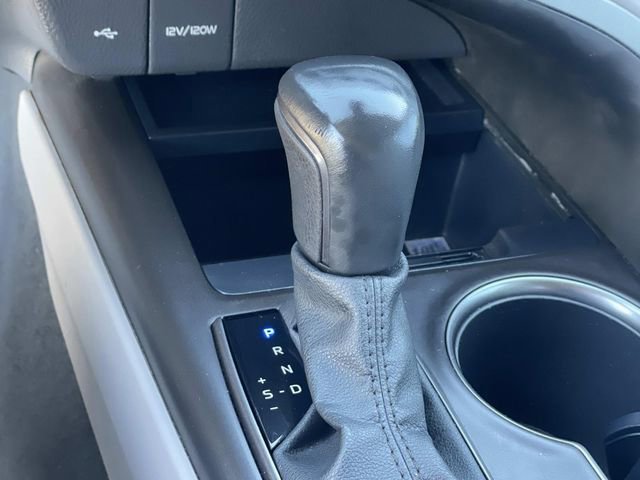 Used 2023 Toyota Camry SE FWD image 16