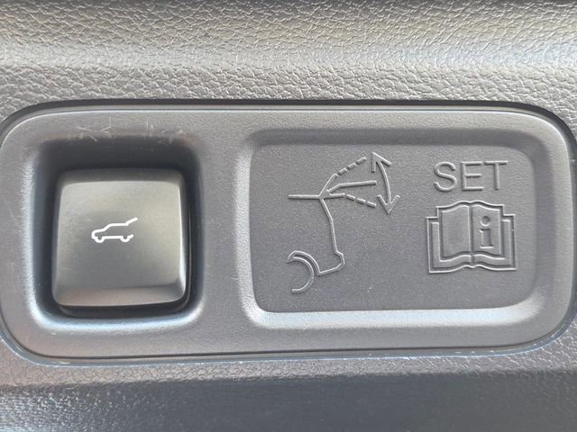 Certified 2024 Ford Expedition Max XLT image 15