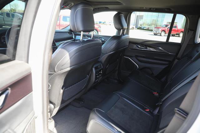Used 2022 Jeep Grand Cherokee Altitude AWD/4WD image 26
