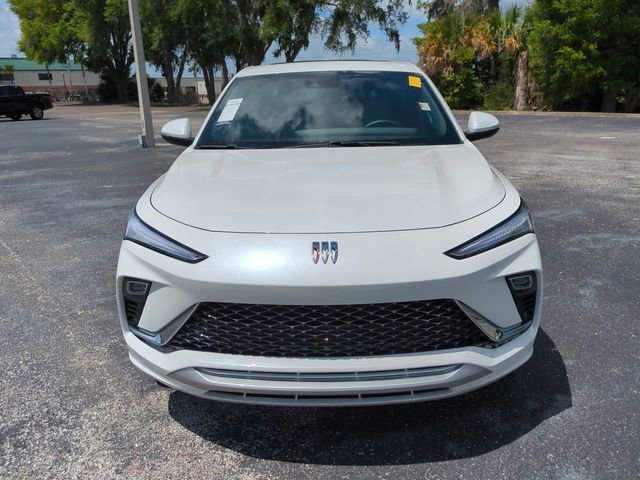Used 2025 Buick Envista Avenir FWD image 3