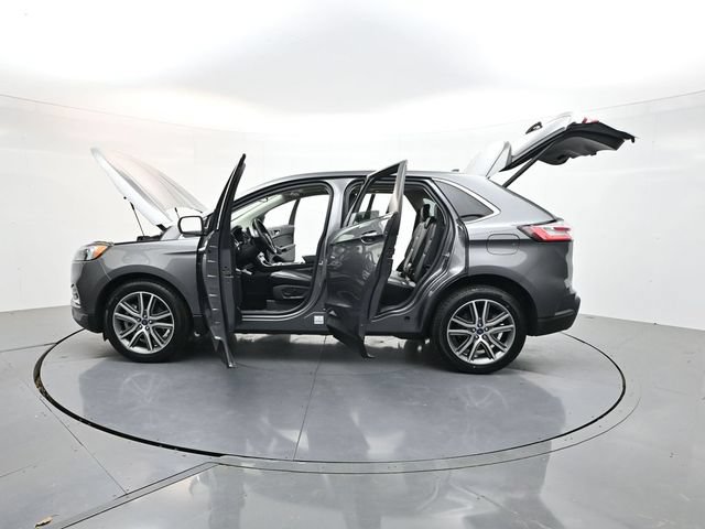 Certified 2022 Ford Edge Titanium AWD/4WD image 39