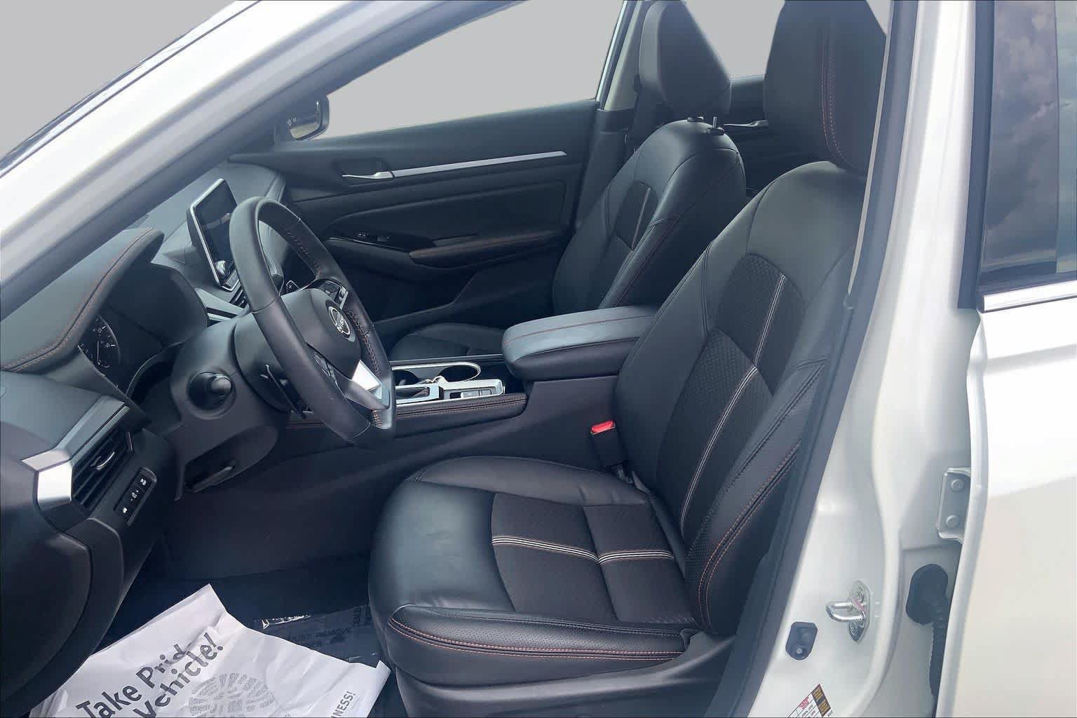Used 2024 Nissan Altima 2.5 SR AWD/4WD image 8