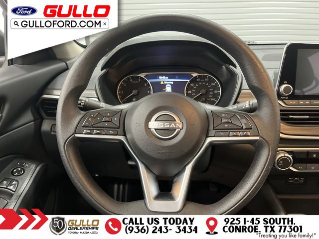 Used 2025 Nissan Altima 2.5 SV AWD/4WD image 12