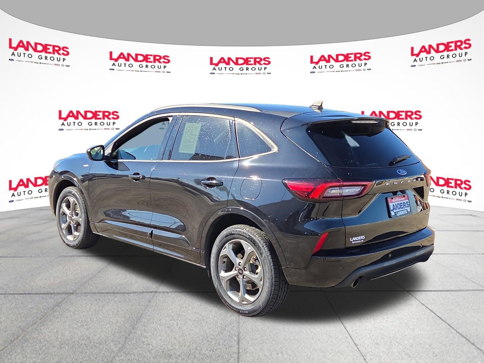 Certified 2024 Ford Escape ST-Line Select w/ Tech Pack #1 image 3