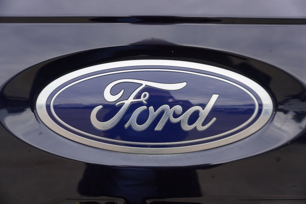 Certified 2021 Ford F150 Lariat image 30