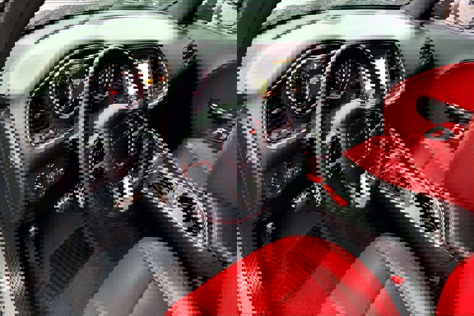 Used 2018 Dodge Challenger R/T Plus image 8