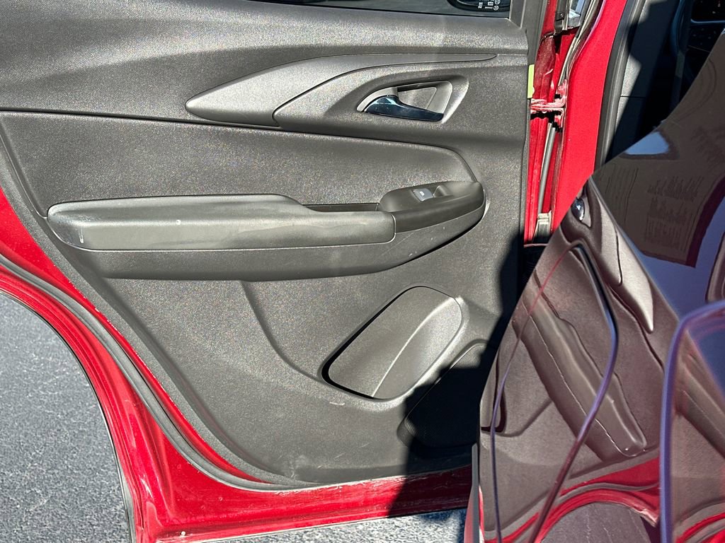 Used 2024 Chevrolet TrailBlazer LT w/ Driver Confidence Package image 21