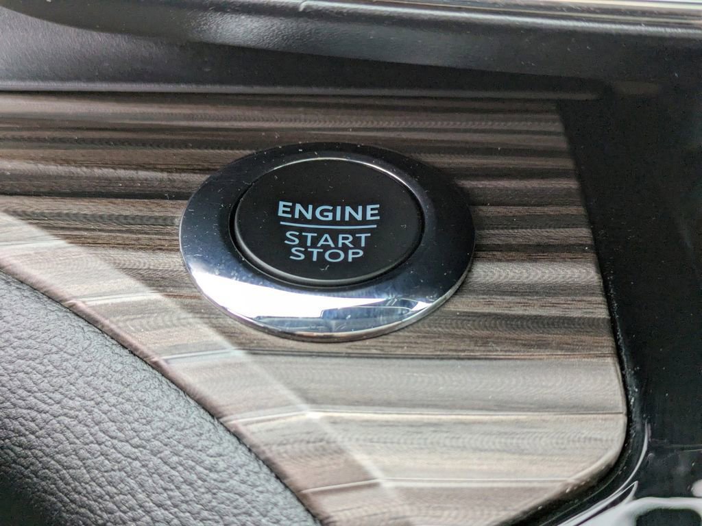 Certified 2022 Ford Explorer Limited w/ Equipment Group 301A image 34