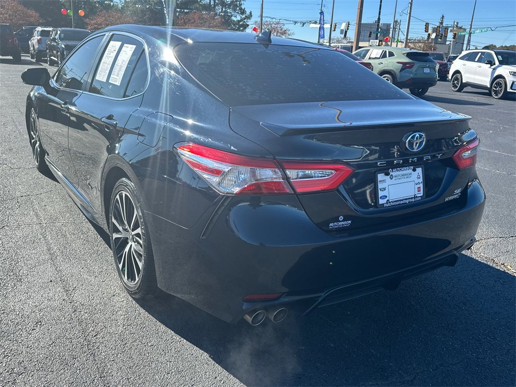 Used 2020 Toyota Camry SE image 5