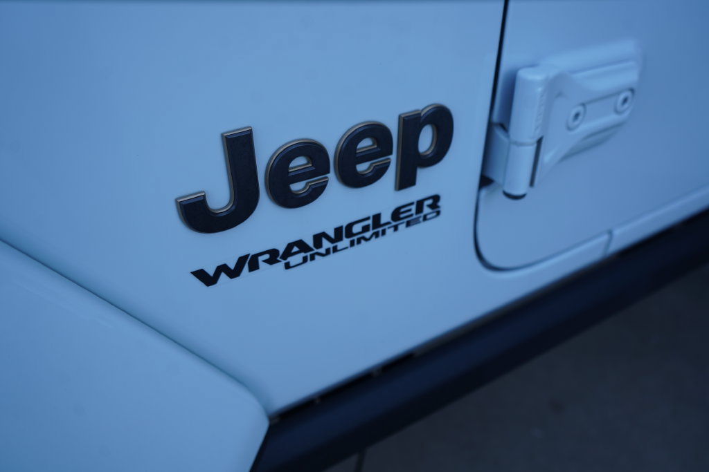 Used 2021 Jeep Wrangler Unlimited Rubicon w/ Trailer Tow Package AWD/4WD image 6