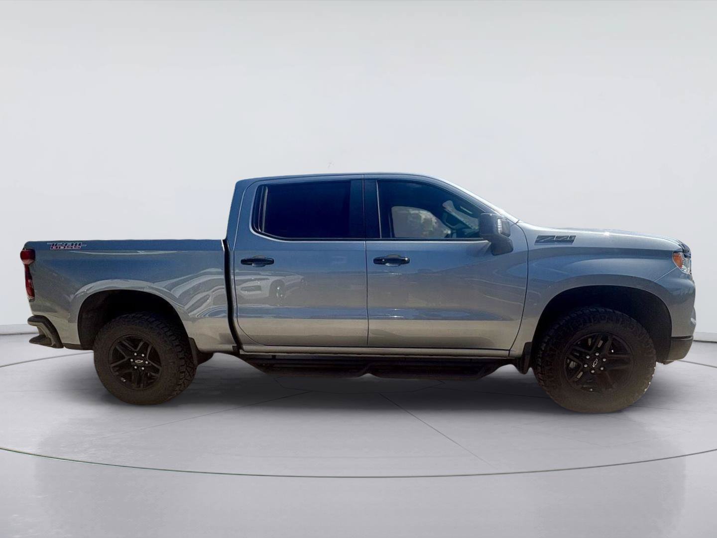 Used 2023 Chevrolet Silverado 1500 LT Trail Boss w/ LT Trail Boss Premium Package AWD/4WD image 4