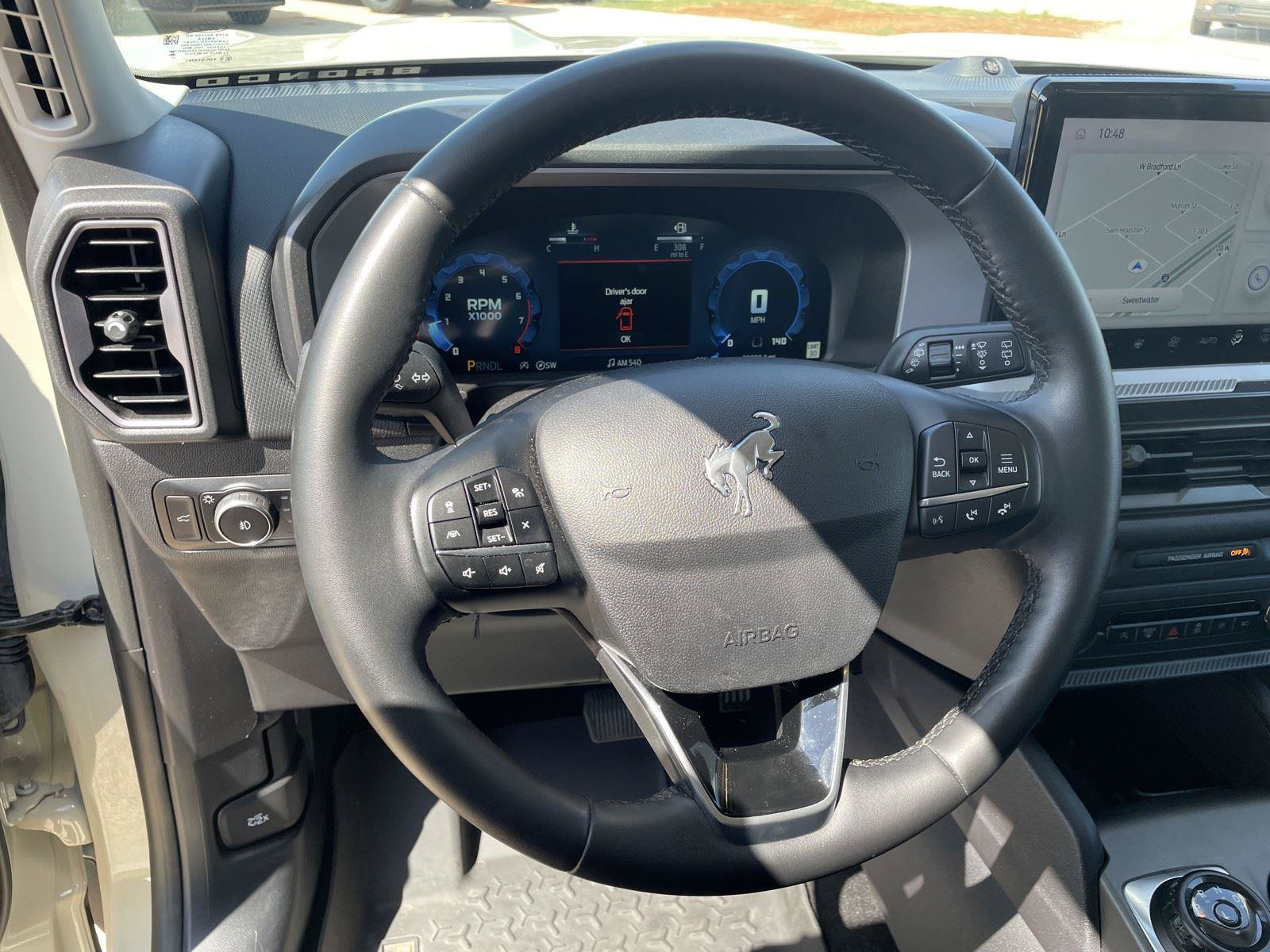 Certified 2025 Ford Bronco Sport Outer Banks w/ Outer Banks Tech Package+ AWD/4WD image 13