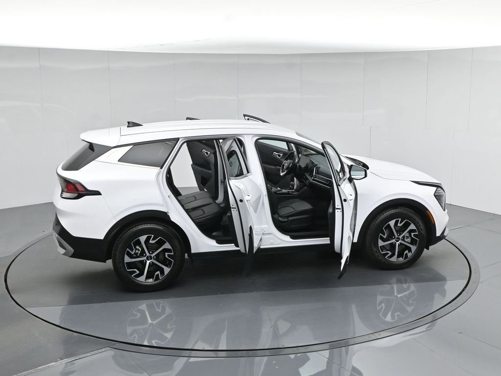 Used 2024 Kia Sportage EX image 44